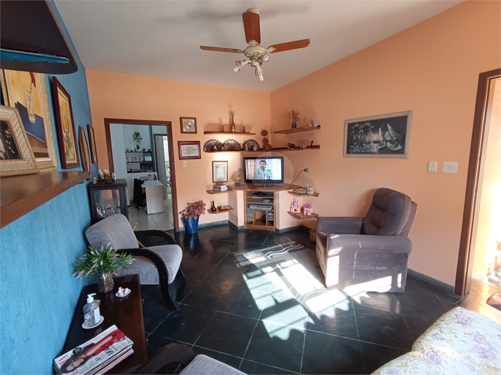 Foto REO1117458
