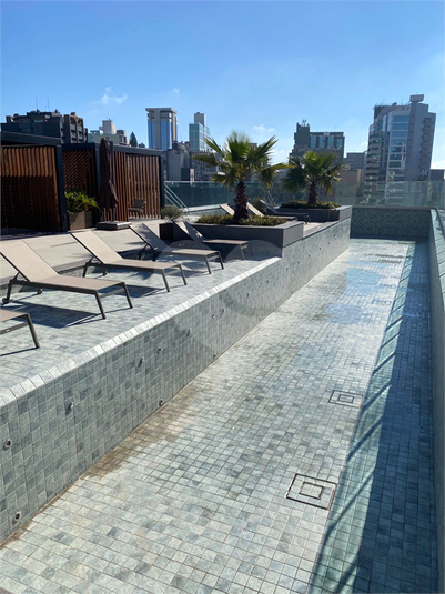 Foto REO1117468