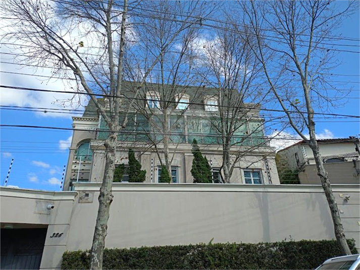Foto REO1117474