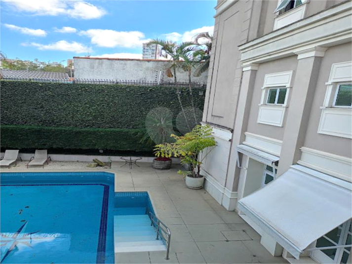 Foto REO1117474
