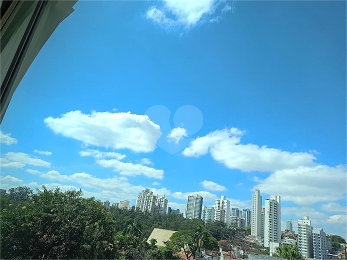 Foto REO1117474