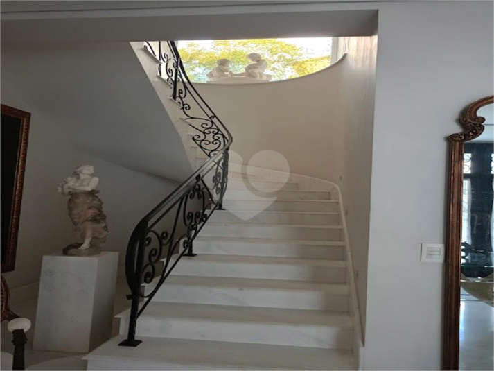 Foto REO1117474