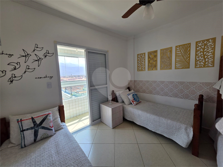 Foto REO1117477