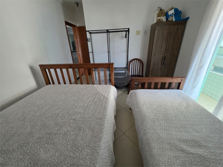 Foto REO1117477