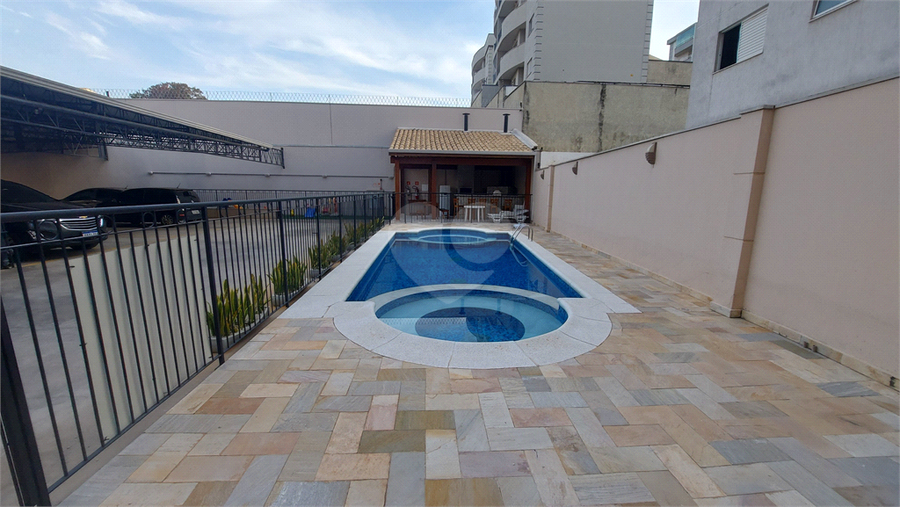 Foto REO1117487