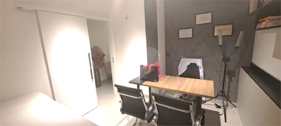 Foto REO1117510