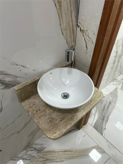 Foto REO1117519