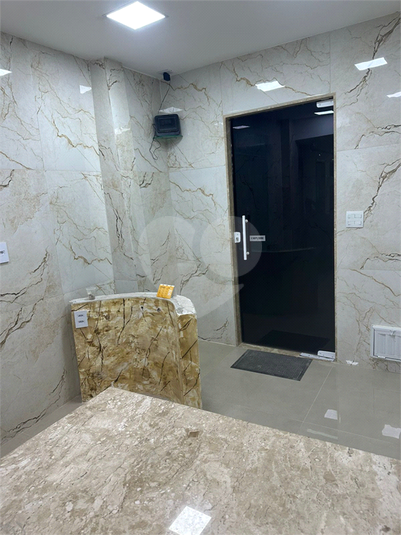 Foto REO1117519