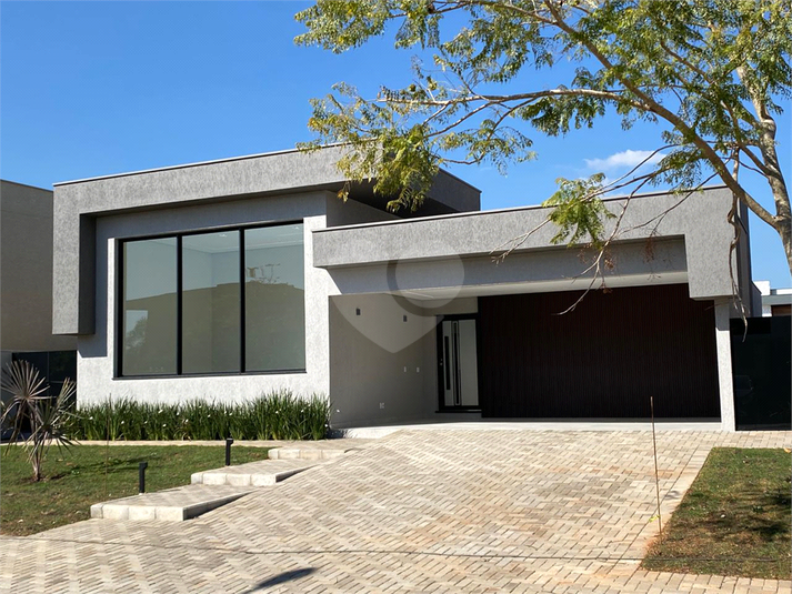 Foto REO1117524