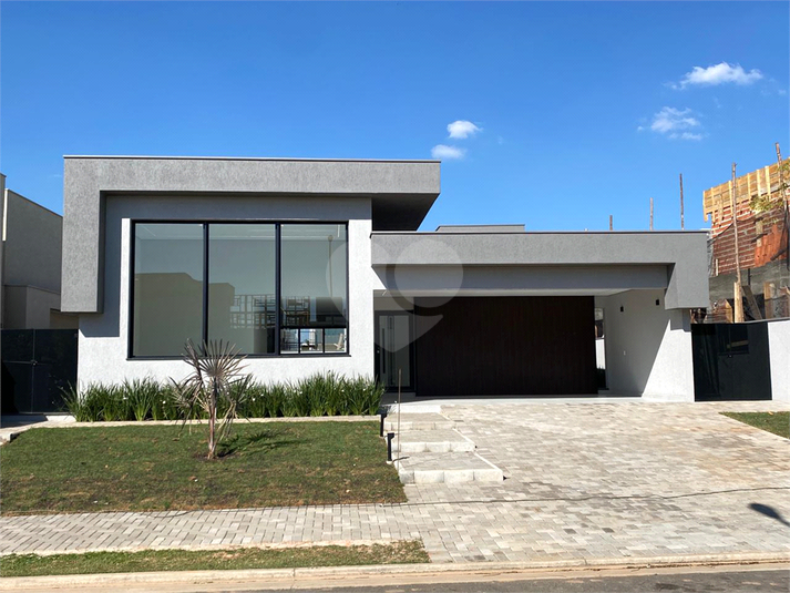 Foto REO1117524