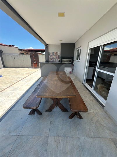 Foto REO1117531