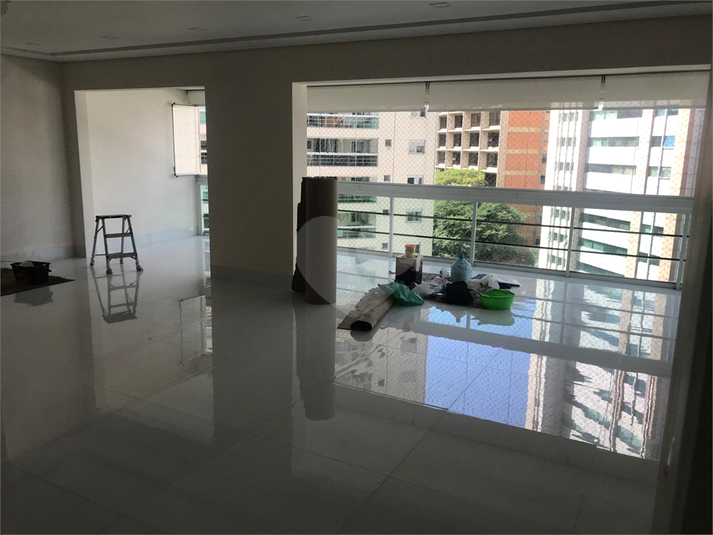 Foto REO1117539