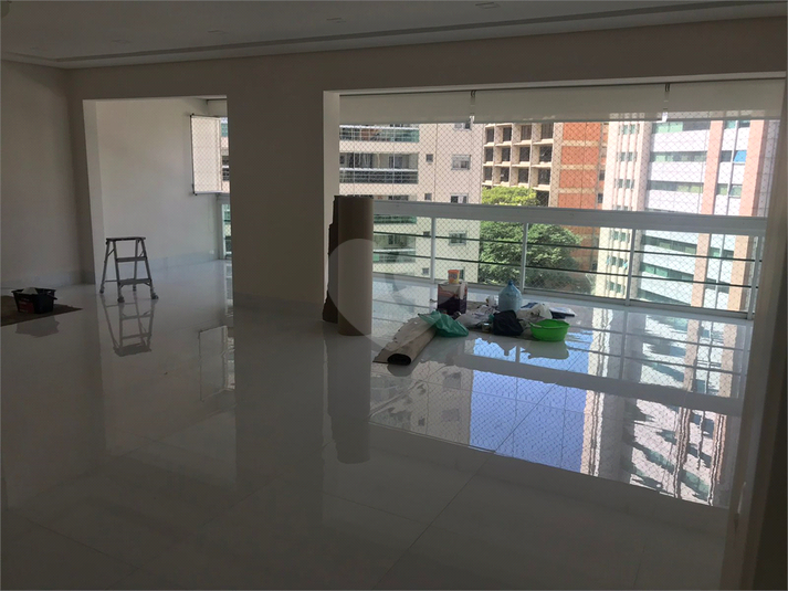 Foto REO1117539