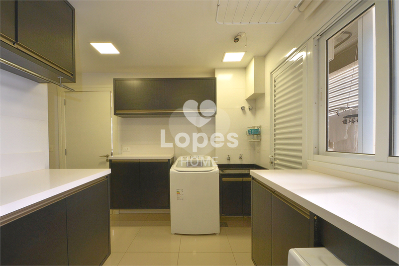 Foto REO1117540