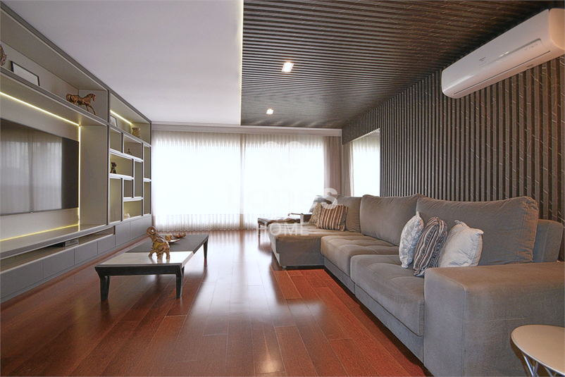 Foto REO1117540