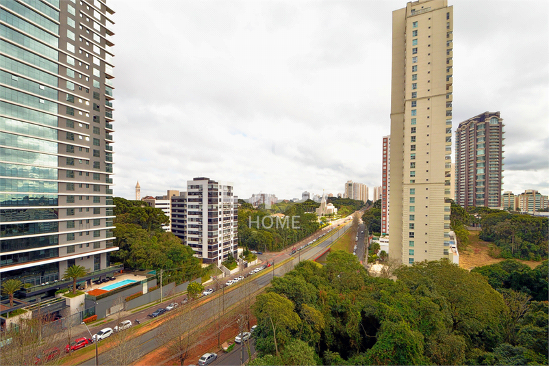 Foto REO1117540