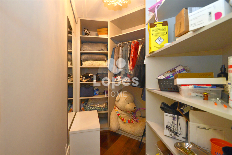 Foto REO1117540