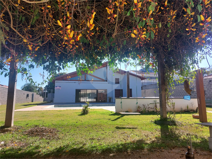 Foto REO1117544