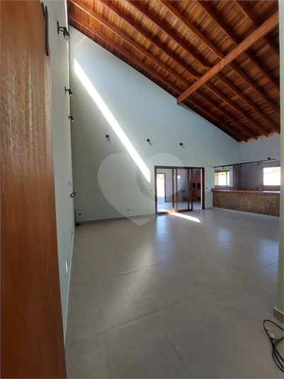 Foto REO1117544