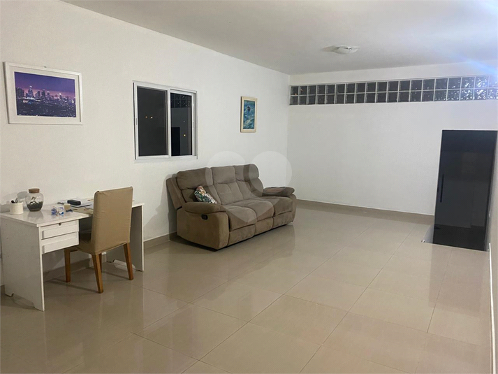 Foto REO1117546