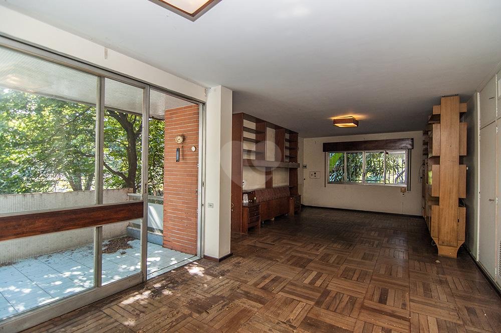 Venda Casa São Paulo Jardim América REO111755 13