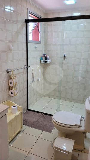 Foto REO1117566