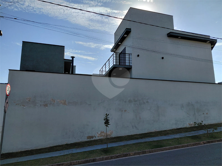 Foto REO1117570