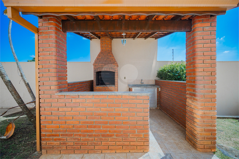 Foto REO1117579