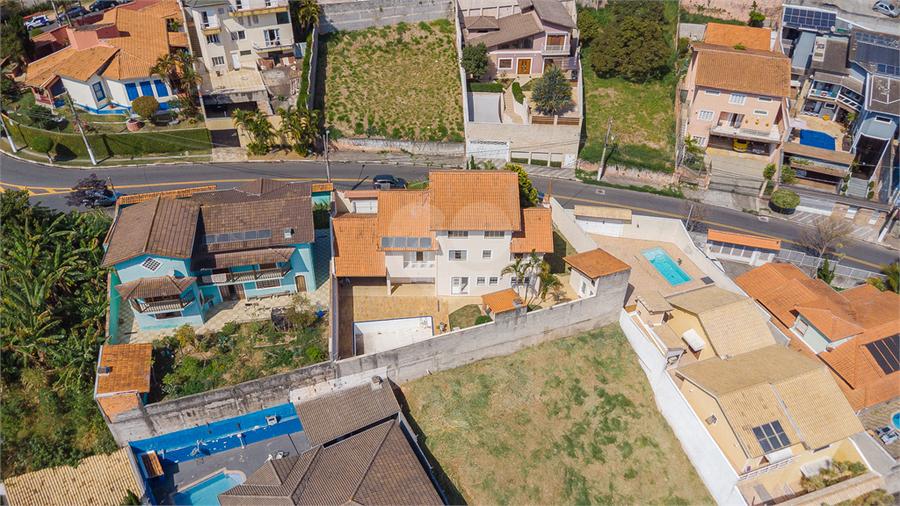 Foto REO1117579