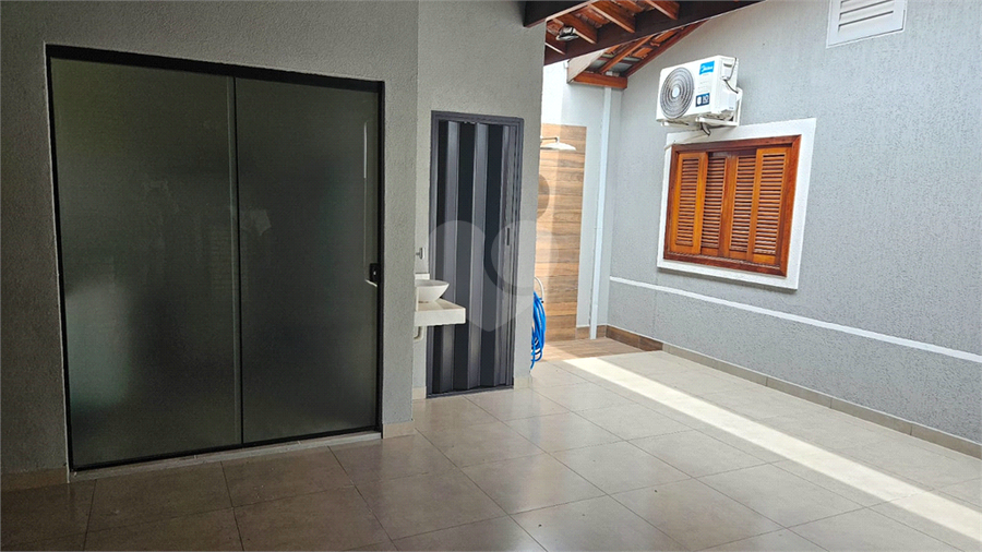 Foto REO1117581
