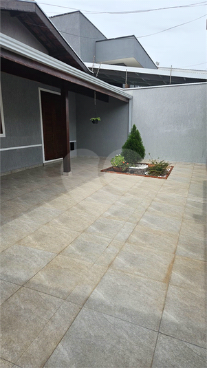 Foto REO1117581