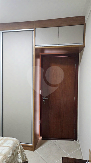 Foto REO1117581