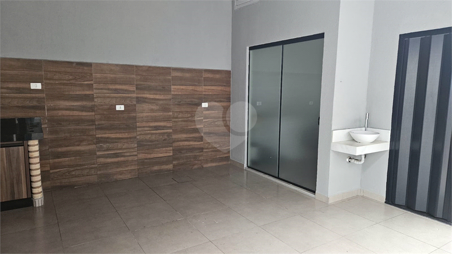 Foto REO1117581