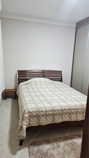 Foto REO1117581