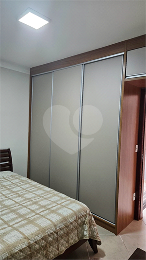 Foto REO1117581