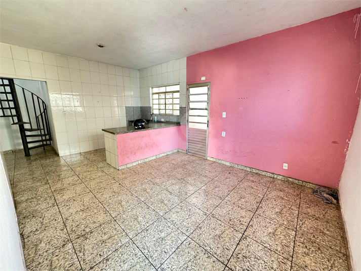 Foto REO1117584