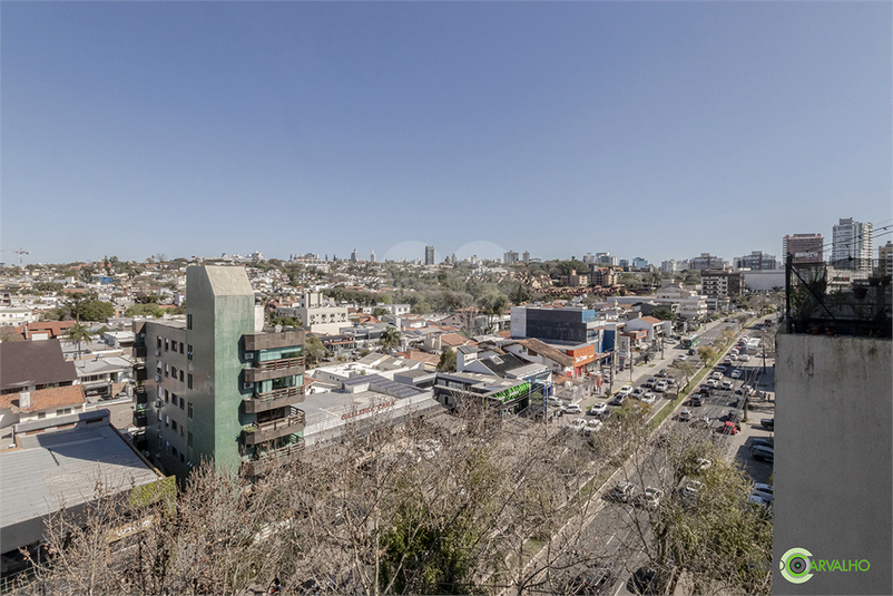 Foto REO1117589