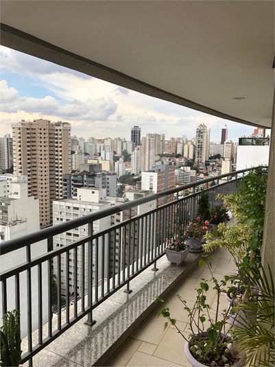 Foto REO1117612