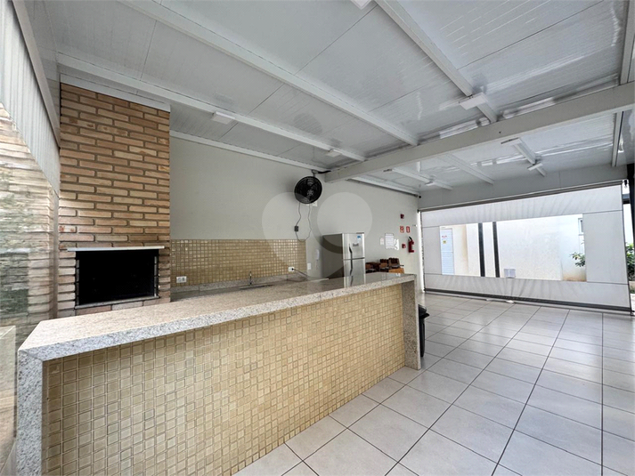 Foto REO1117627
