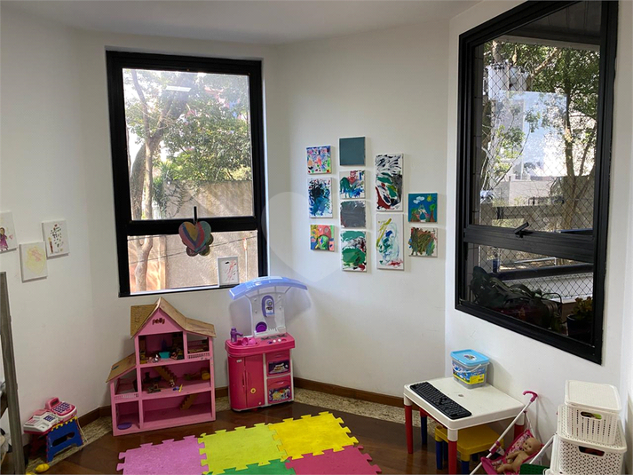 Foto REO1117628