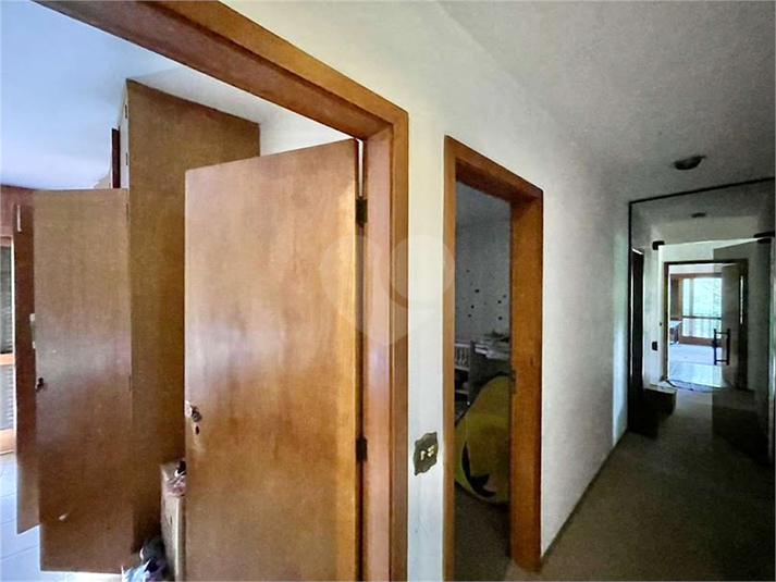 Foto REO1117630