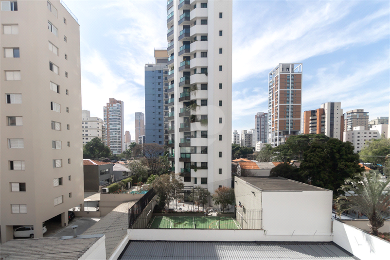 Foto REO1117636
