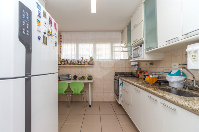 Foto REO1117637
