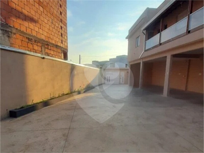 Foto REO1117641
