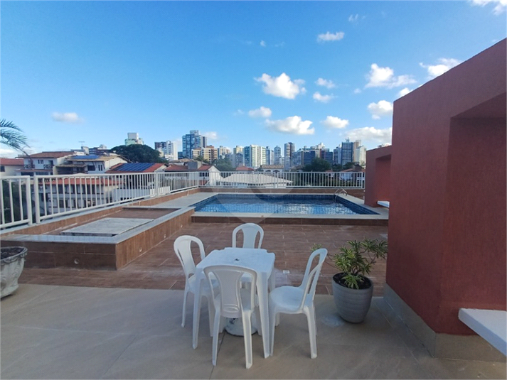 Foto REO1117642