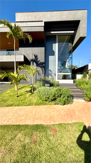 Foto REO1117644