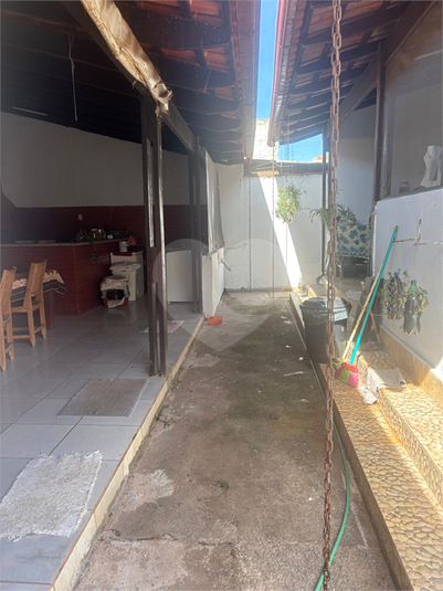 Foto REO1117663