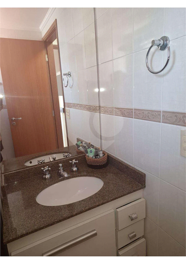 Foto REO1117666