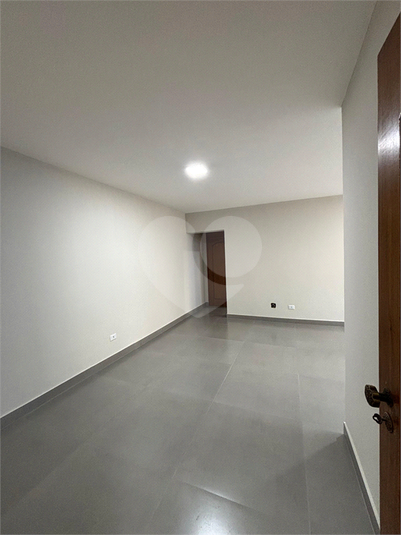 Foto REO1117679