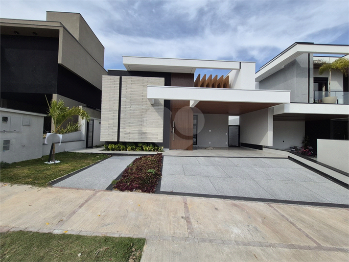 Foto REO1117683
